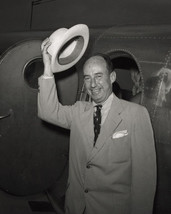 Adlai Stevenson arrives in Chicago for 1952 Democratic Convention Photo ... - $8.81+