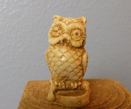 Resin and Bone  Owl   Figurine Made in Mexico ? 2.25&quot; - £8.67 GBP