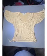 Max Studio Women’s XL Yellow Textured Blouse Drawstring Side Surplice To... - $327.31 MXN