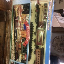 Dickensville Collectables Vintage Battery Christmas Train Track Station Set - £31.30 GBP