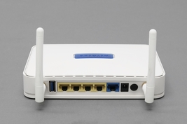 Netgear JNR3210 N300 Wireless Gigabit Router image 6