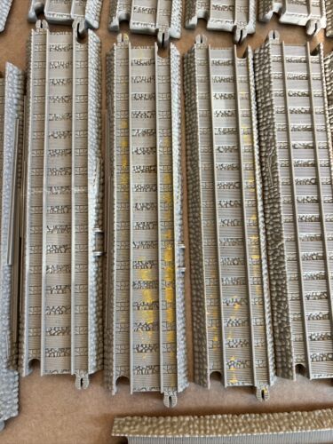 Thomas & Friends Trackmaster Motorized Train and 50 similar items