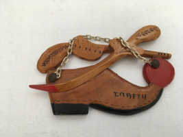 Vintage small wood boot shoe shape  hanging eastern  European travel sou... - €17,15 EUR