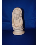  Sacred Mother Mary Madonna Bust on Small Circular Base - £11.87 GBP