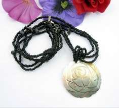 Rose Medallion Vintage Necklace Mother Of Pearl 3 Strands Black Glass Beads Mop - £22.92 GBP