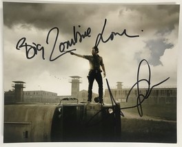 Andrew Lincoln Signed Autographed &quot;The Walking Dead&quot; Glossy 8x10 Photo - £103.66 GBP