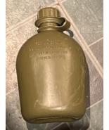 Vintage R&amp;D 1976 Plastic Water Canteen Green *Pre-Owned w/Wear* h2 - $13.99