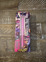 Ioni Glow In The Dark Eyeliner Stick Aurora Fuschia - €6,67 EUR