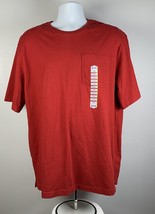NWT Duluth Trading Co Relaxed Longtail T Shirt Mens Medium Red Chest Pocket - £19.99 GBP
