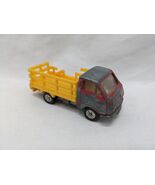 Tomica Yellow Toyota Hiace Toy Car 2 1/2&quot; - €5,95 EUR