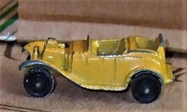 TOOTSIE TOY YELLOW 2 INCH ROADSTER Vintage 1950&#39;s - £4.31 GBP