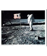 Photographs NASA Photograph Picture #16 Astronaut places Flag on Moon 7/... - €5,03 EUR