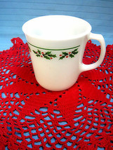 Corning Mug Cup Milk White Glass Christmas Holiday Design &amp; Red Crochet Dollie - £15.94 GBP