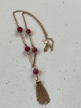 Vintage Sarah Cov Marked Goldtone Chain w Red Floral Beads &amp; Tassel Pendant Neck - £13.34 GBP