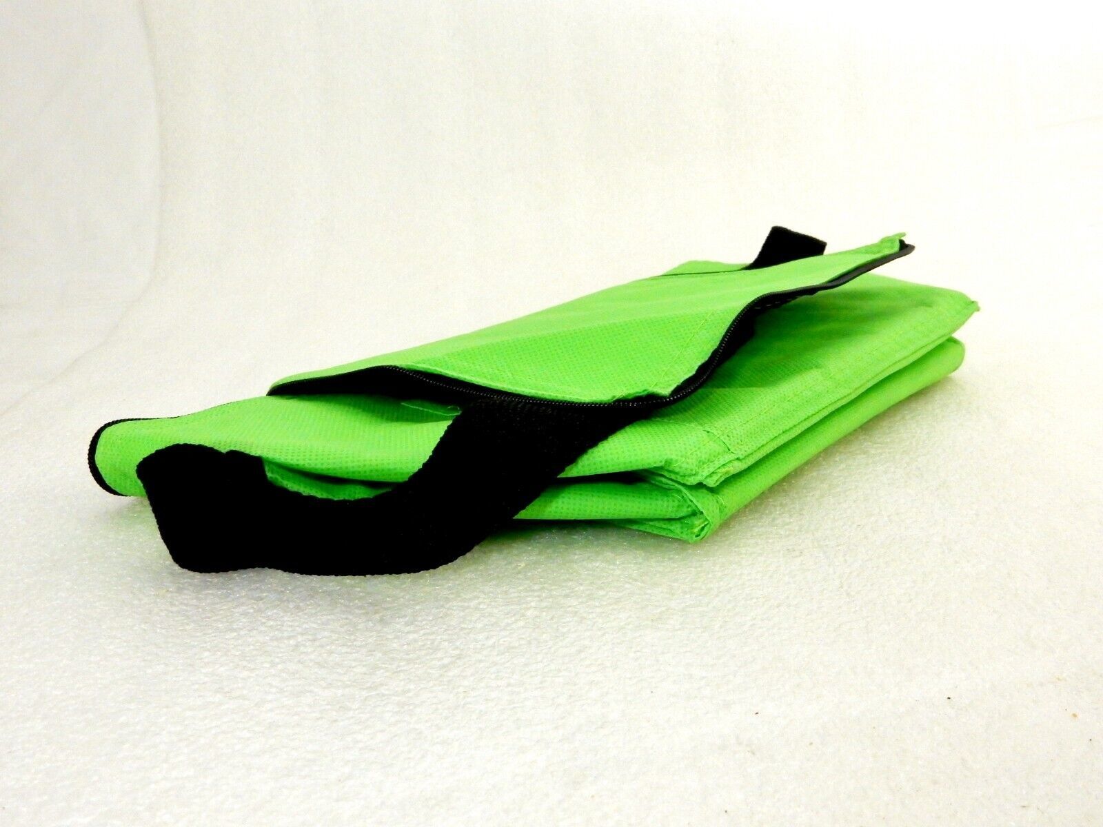 Insulated  Lunch Bag, Foil Thermal Lining, Red or Lime Green, Prime #LT-... - $6.95