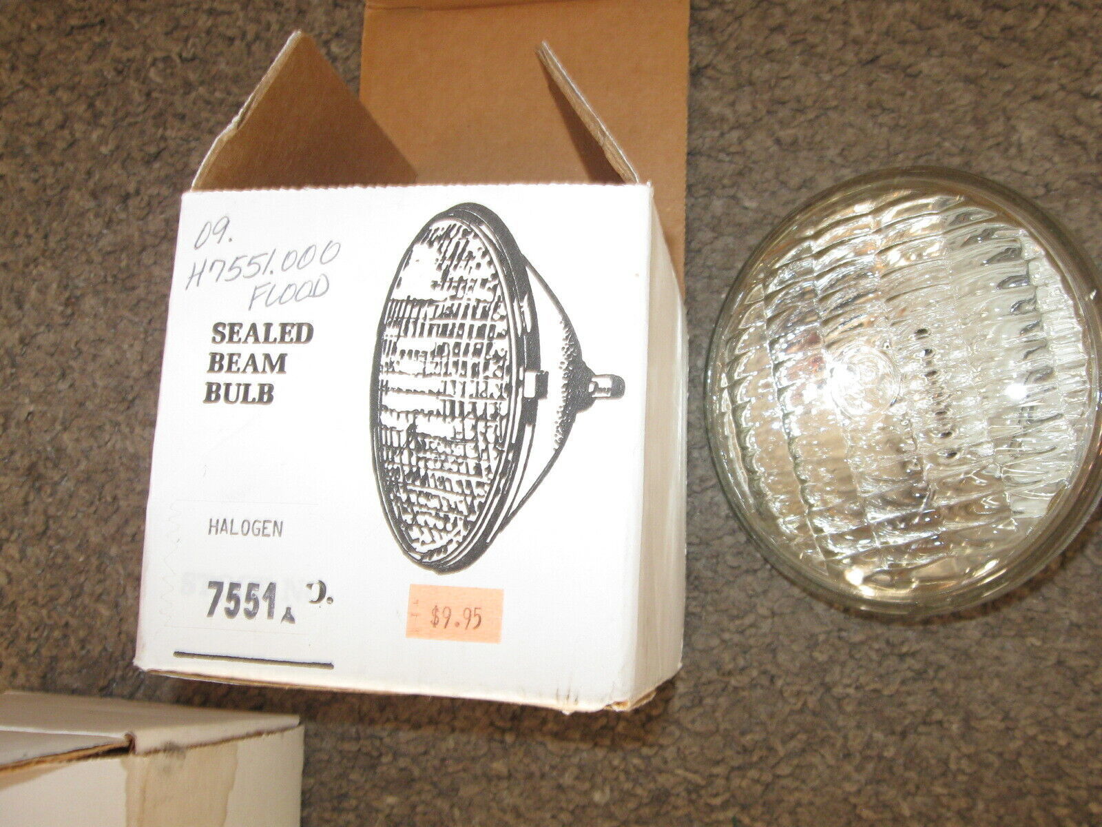 NEW GE Hand Lantern Floodlight Light Beam Halogen Bulb Emergency H7551 /... - $20.22