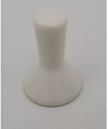 Masterpiece The Art Auction Board Game 1970 Replacement Piece Pawn White - $12.16 CAD