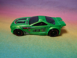 2011 Mattel Hot Wheels HW Video Game Heroes Scorcher Green #43 - £2.20 GBP