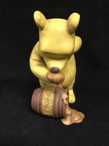 Disney Charpente Winnie The Pooh Eating His Honey Pot Heavy Resin Figurine U3 - £63.12 GBP