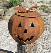 Medium Ole Rusty Pumpkin - Recycled Metal Art - Garden Ornament Jack O L... - £95.66 GBP