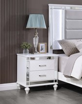 Livorno Silver Champagne Nightstand G02790-N - $450.82 CAD