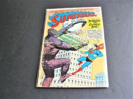 Superman (1st Series) #138 Titano the Super-Ape! (Poor 0.5) (Cover split... - £36.34 GBP