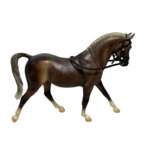 Breyer 755403 Riding English Chestnut Horse No Saddle - £18.49 GBP