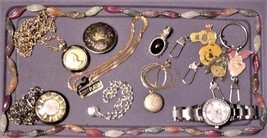 Vtg Lot #34 Jewelry 10 pc Watches Keychains - €34,53 EUR