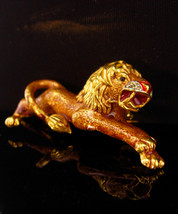 1950&#39;s Designer lion brooch / vintage signed D&#39;Orlan pin / figural lapel... - £129.79 GBP
