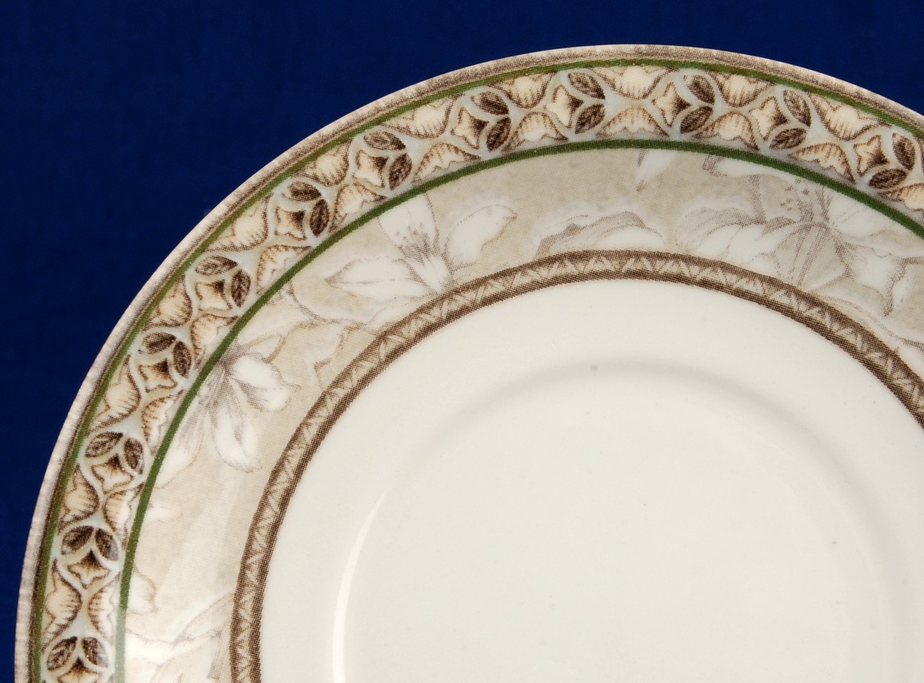 Johnson Bros Enchanted Garden Demitasse Saucer 5-1/8" Diameter Item image 2
