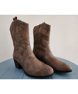 DREAM PAIRS Embroidered Brown Low Heel Cowgirl Boots Size: 9.5 - $537.02 MXN