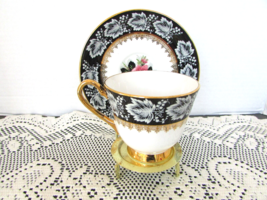 Vtg Windsor Bone China Teacup And Saucer Black &amp; Gold 1203/89 England - £21.84 GBP