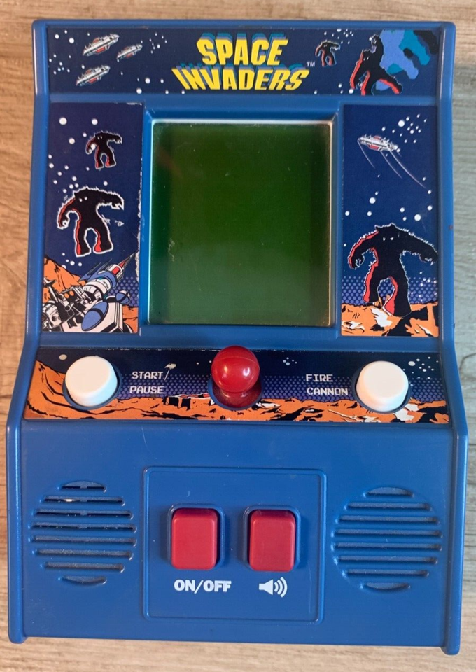 MINIATURE SPACE INVADERS Classic Atari Arcade Console 09527 Taito-TESTED... - $12.86