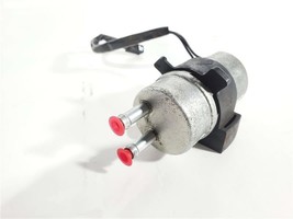 Fuel pump PN 5KS-13907-00-00 OEM 2006 Yamaha XVS1100  - $44.54