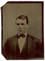 c1860&#39;S 1/6 Plate Hand Tinted 2.5X3.38 in TINTYPE Handsome Young Man in Bow Tie - £12.37 GBP