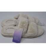 Stars Above Faux Fur Royal Slide Slippers Off-White Size 7 NWT - $13.46 CAD