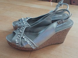 American Eagle Ladies Cork Wedge Strappy SHOES-8.5-NWT-$24.99-RUFFLED Toe Straps - £6.13 GBP
