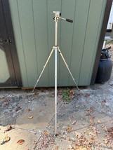 Vivitar Pro Camera / Camcorder Tripod Model #2220 - Aluminum Vintage - $22.98