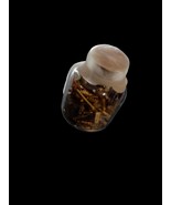 Protection pocket spell bottle with carrying bag, herbs crystals and int... - $280.80 MXN