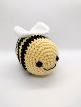 New Handmade Bee Amigurumi Crotchet Stuffed Animal Plush Yellow Kitsch Smile  - £7.76 GBP