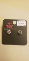 Paparazzi Earrings (New) #889 Just In Timeless White - £3.92 GBP