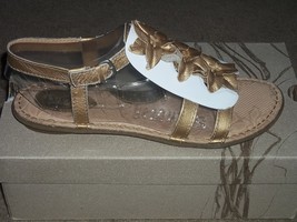 Born Concept TREBLE Gold Flower Leather Strap Comfort Sandals New - $64.00