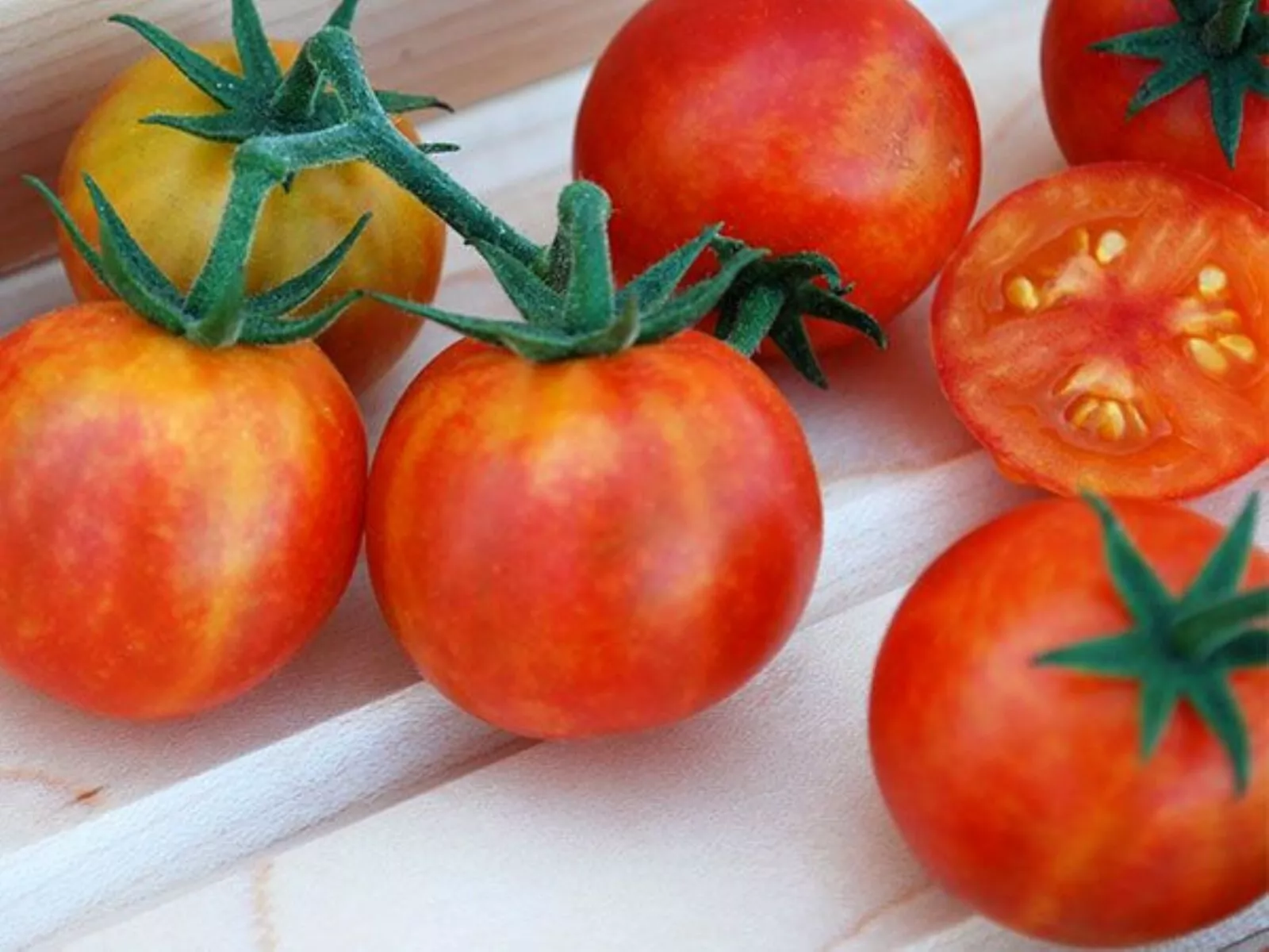 10 Isis Candy cherry tomato seeds - Delicious ! Juicy Summer Spring - £8.99 GBP