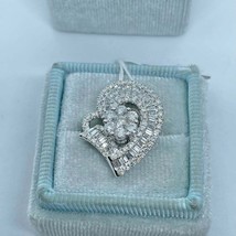 2 CT Baguette Simulé Pendentif Coeur Diamant Collier 14K Plaqué or Blanc - £81.09 GBP
