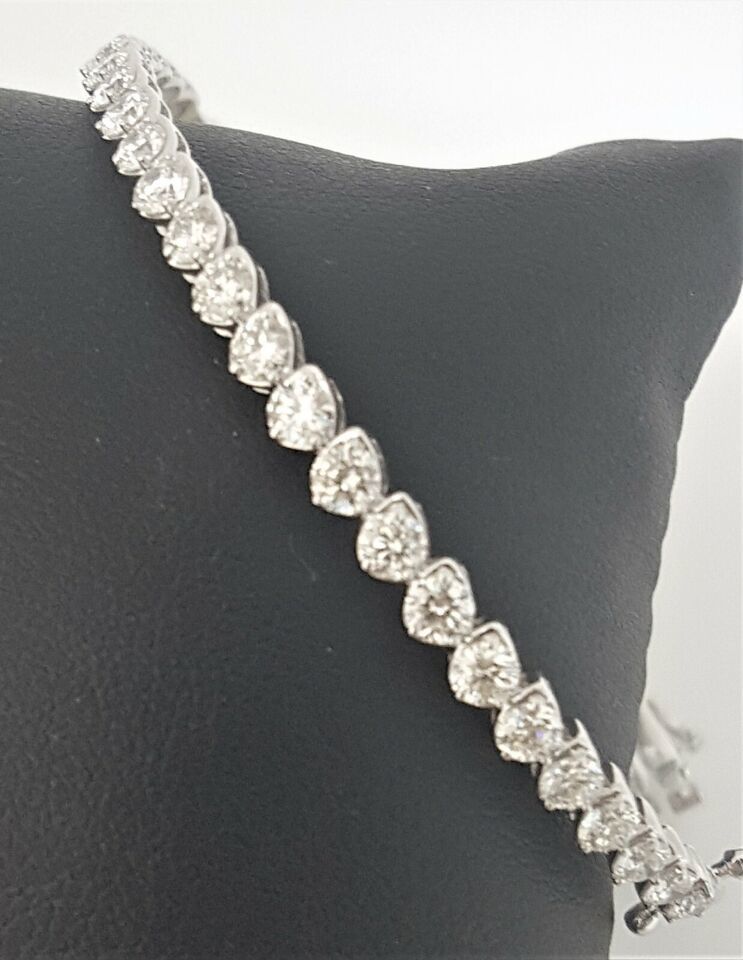18Carat White Gold Diamond Half Circle Hinged Bangle 2.11 carats Item image 2