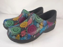 Crocs Womens Size 7 Neria Pro II Works Shoes Black Paisley Slip Resistant Nurse - £19.97 GBP