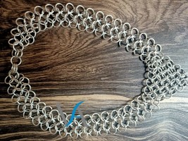Aluminium Butted Chainmaille Halskette, V-Form Choker Valentinstag Geschenk - £45.32 GBP+