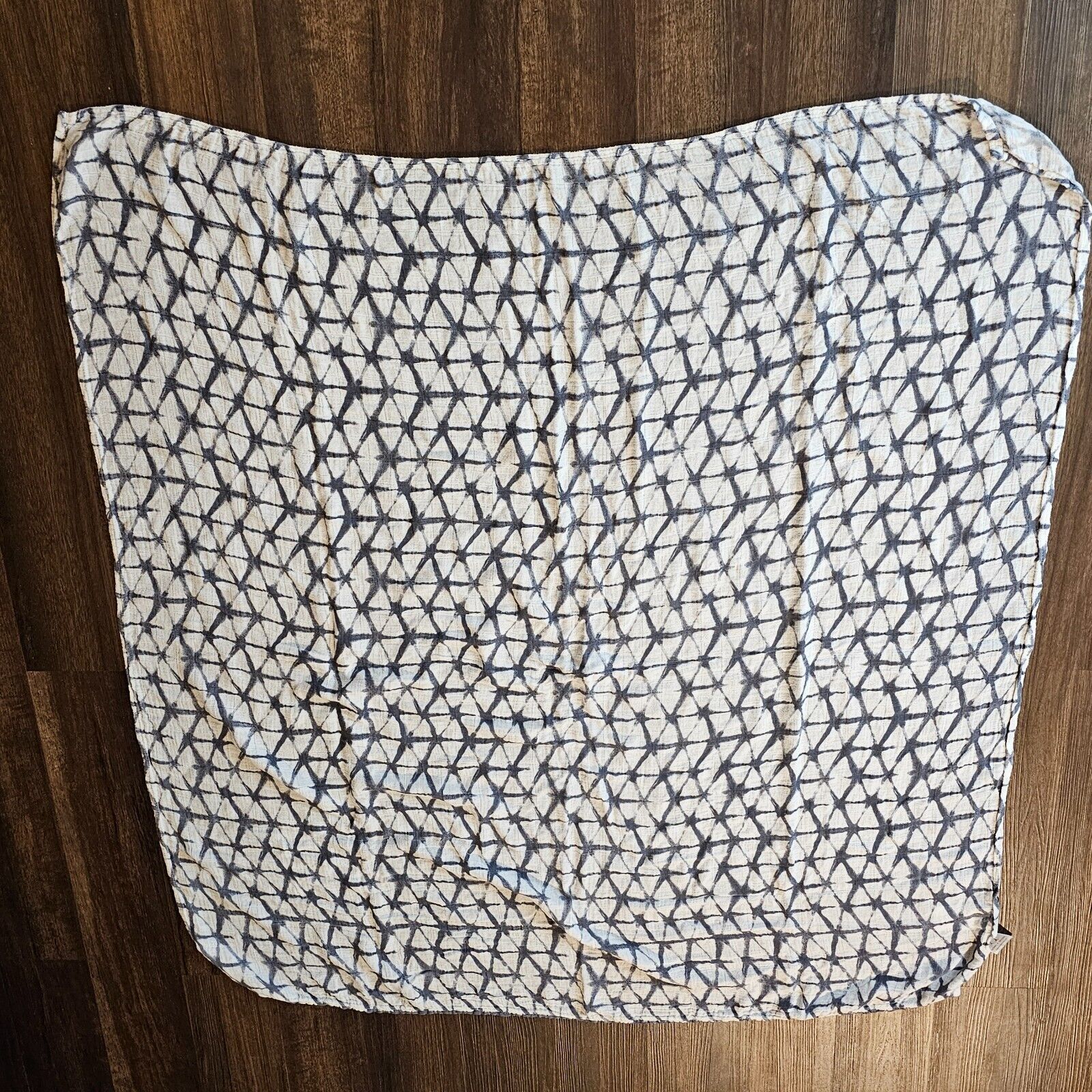 Primary image for Aden + Anais Baby Blanket White Gray Batik Tie Dye Hexagon Shape Geo Bamboo