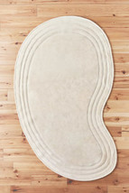 Halle wool rug 1 thumb200