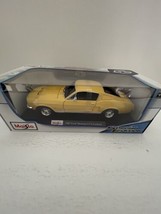 Maisto 1967 Ford Mustang GTA Fastback 1:18 Diecast Metal Yellow Car Figure - £45.41 GBP